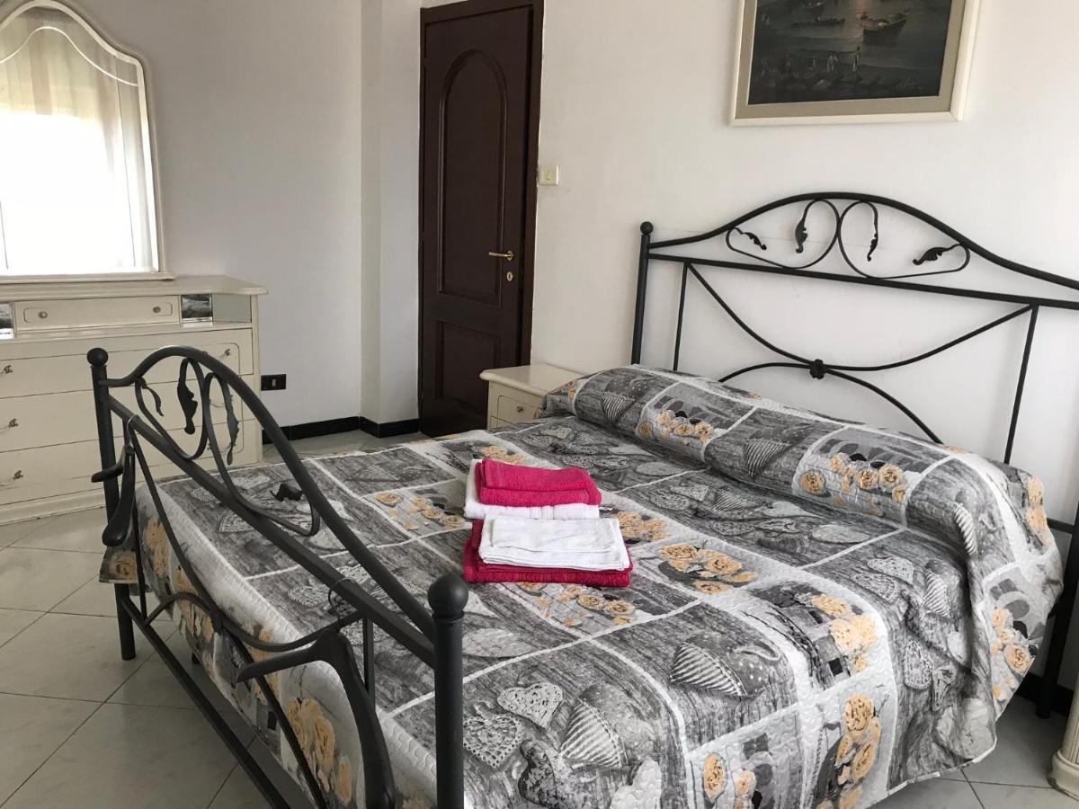 Neapolitan Rooms 外观 照片